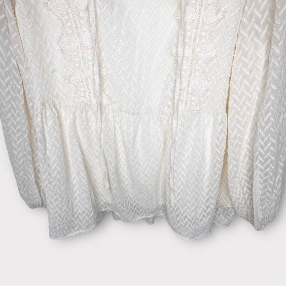 Polagram Cream Long Sleeve Embroidered Flowy Chiffon Textured Blouse - Picture 3 of 9